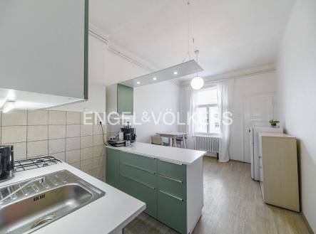 Pronájem bytu, 3+kk, 90 m²