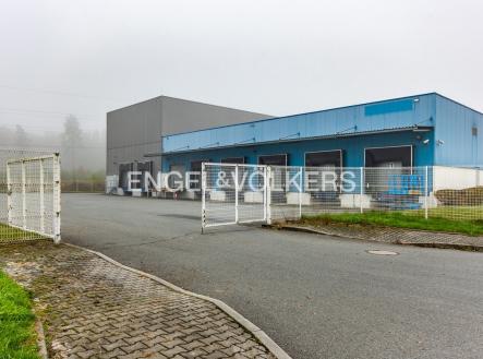 Pronájem komerčního objektu, sklad, 3 527 m²