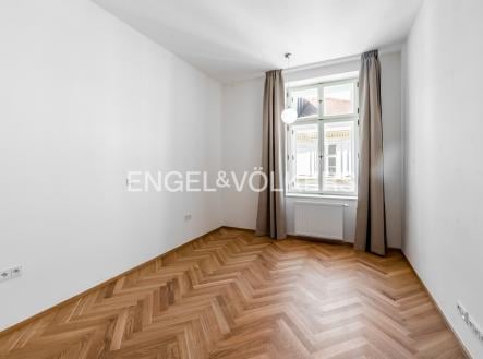 Pronájem bytu, 3+kk, 87 m²