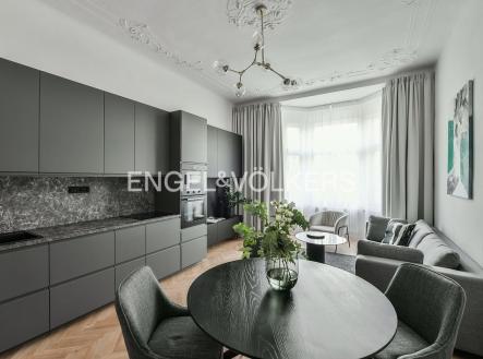 Pronájem bytu, 3+kk, 84 m²