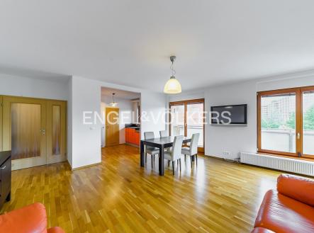 Pronájem bytu, 3+kk, 93 m²