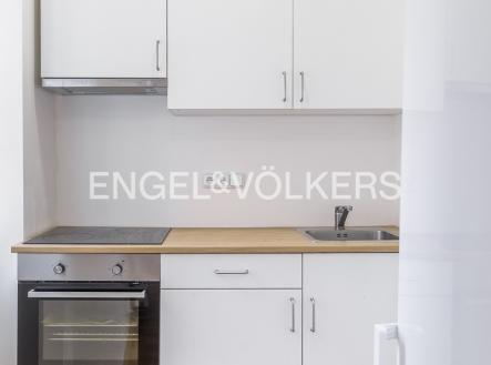 Pronájem bytu, 1+kk, 33 m²