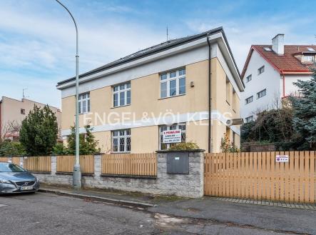 Pronájem kanceláře, 50 m²