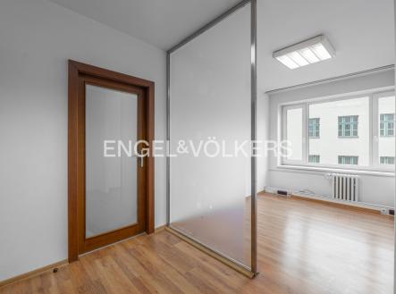 Pronájem kanceláře, 40 m²