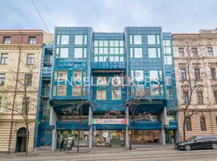 Pronájem restaurace, 213 m² obrázek