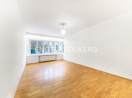 Pronájem bytu, 4+1, 185 m²