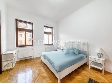 Pronájem bytu, 2+kk, 71 m²