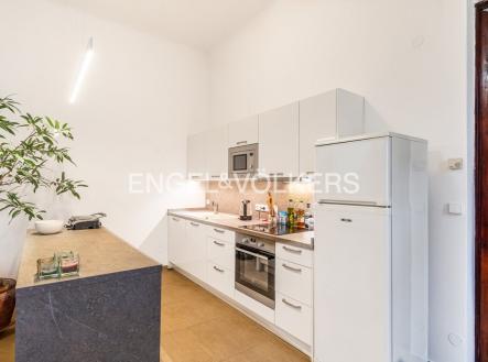 Pronájem bytu, 2+kk, 71 m²