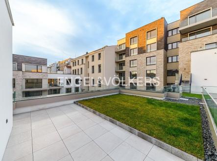 Pronájem bytu, 3+kk, 75 m²