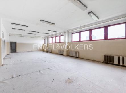 Pronájem hotel, 1 060 m²