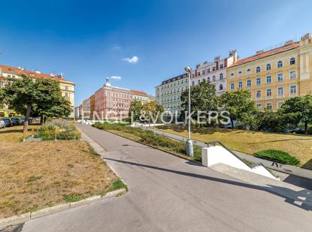 Prodej bytu, 3+kk, 93 m²