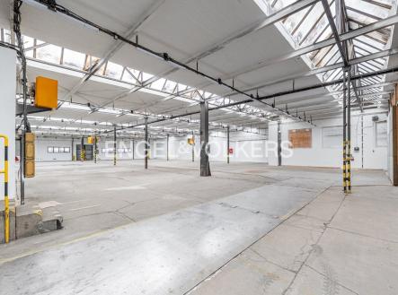 Pronájem komerčního objektu, sklad, 1 195 m²