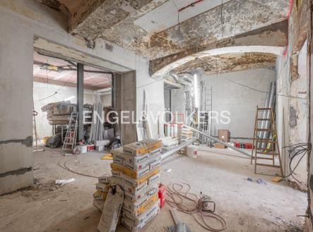 Pronájem obchodní prostor, 126 m²