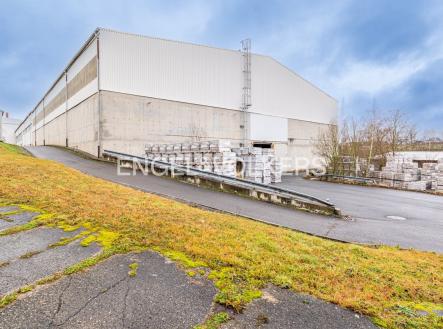Pronájem - komerční objekt, výroba, 30 000 m²