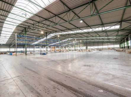 Pronájem - komerční objekt, výroba, 30 000 m²