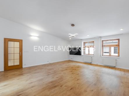 Pronájem bytu, 3+kk, 123 m²