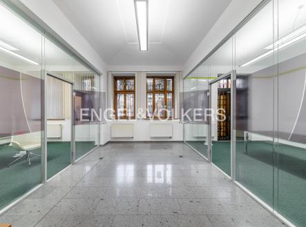 Pronájem - obchodní prostor, 114 m²