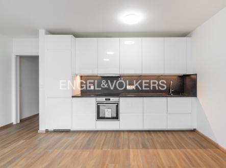 Pronájem bytu, 2+kk, 65 m²