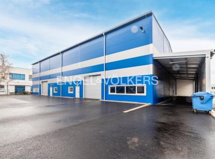 Pronájem komerčního objektu, sklad, 425 m²