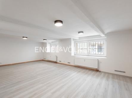 Pronájem bytu, 1+kk, 64 m²