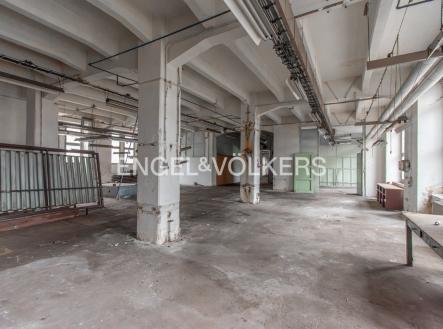 Pronájem komerčního objektu, sklad, 1 040 m²