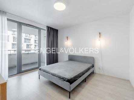 Pronájem bytu, 2+kk, 65 m²