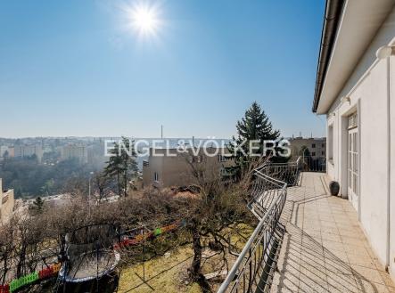 Pronájem bytu, 5+1, 180 m²