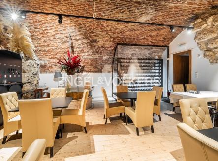 Pronájem restaurace, 365 m²