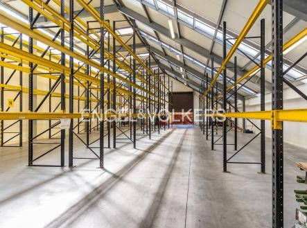 Pronájem komerčního objektu, sklad, 976 m²