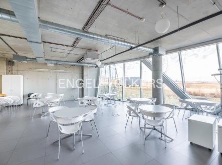 Pronájem komerčního objektu, výroba, 336 m²