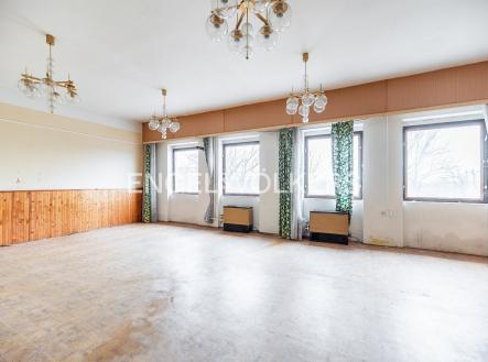 Pronájem - komerční objekt, sklad, 8 262 m²