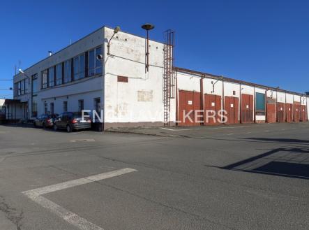 Pronájem komerčního objektu, výroba, 977 m²