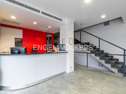 Pronájem - kanceláře, 56 m²