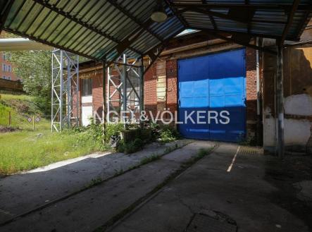 Pronájem komerčního objektu, sklad, 295 m²
