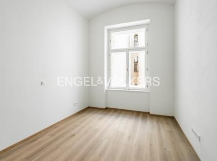 Pronájem bytu, 3+kk, 69 m²