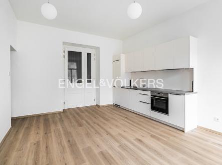 Pronájem bytu, 3+kk, 80 m²