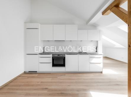Pronájem bytu, 3+kk, 91 m²