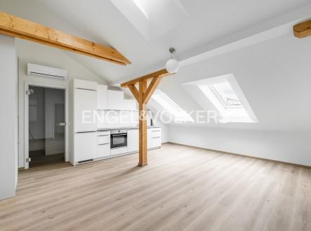 Pronájem bytu, 2+kk, 63 m² obrázek