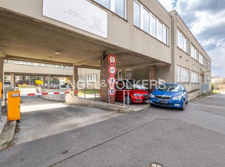 Pronájem komerčního objektu, výroba, 1 100 m²