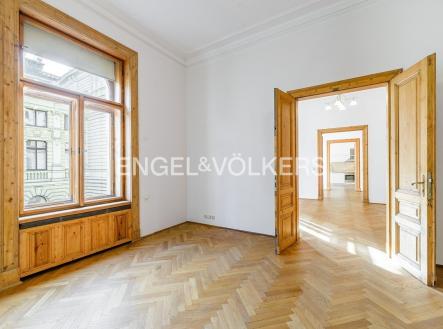 Pronájem bytu, 5+1, 171 m²