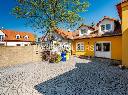 Pronájem komerčního objektu, výroba, 63 m²