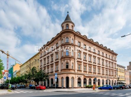 Pronájem kanceláře, 111 m²