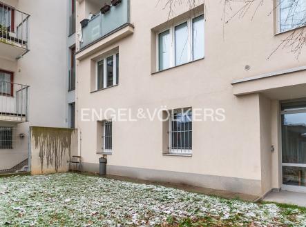 Pronájem - kanceláře, 46 m²