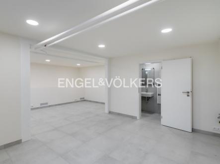 Pronájem - kanceláře, 46 m²