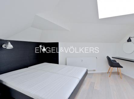 Pronájem bytu, 2+kk, 60 m²