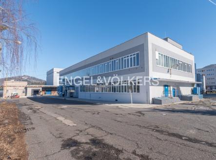 Pronájem komerčního objektu, výroba, 1 345 m²