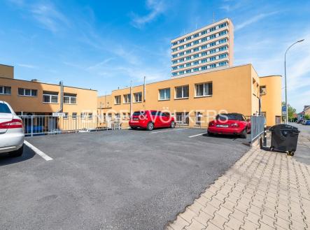 Pronájem kanceláře, 180 m²