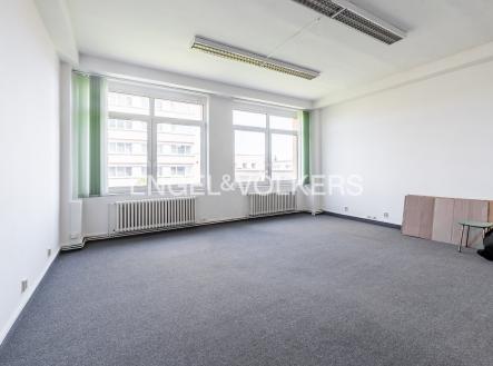 Pronájem kanceláře, 36 m²