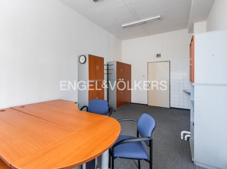 Pronájem kanceláře, 32 m²