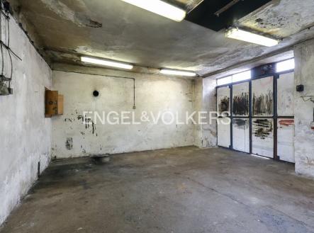 Pronájem komerčního objektu, jiný, 81 m²